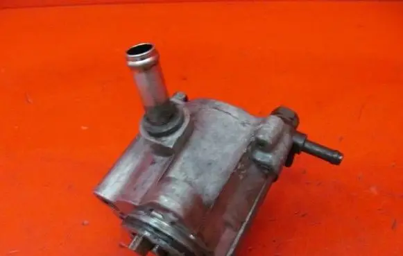 Toyota Avensis Verso Vacuum pump AVENSISPOMPAWAKUM