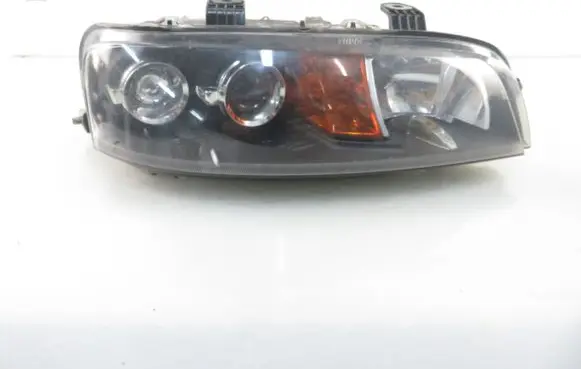 Fiat Punto (188) Headlight/headlamp