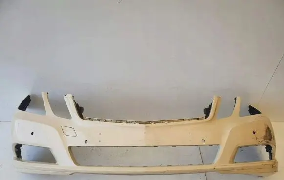 Mercedes-Benz E W212 Front bumper a2126850025