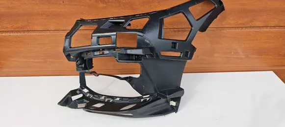 BMW 1 F40 Front bumper mounting bracket 51117459713