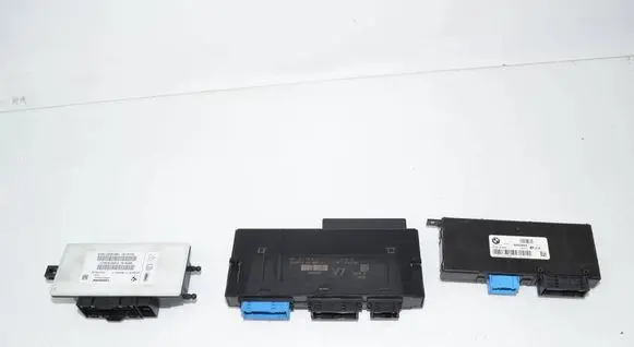 BMW 5 F10 F11 Other control units/modules 9393659 6807634 61359393659