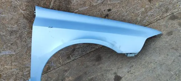 Renault Laguna II Fender 8200129521
