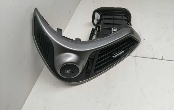 Hyundai ix35 Dashboard side air vent grill/cover trim 974102S000