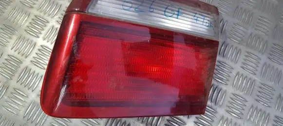 Mazda 626 Tailgate rear/tail lights 22661827 226-61827
