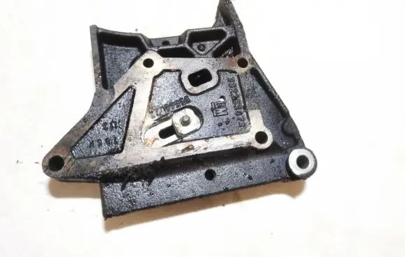 Opel Vectra C Engine mounting bracket 332253673 55566023