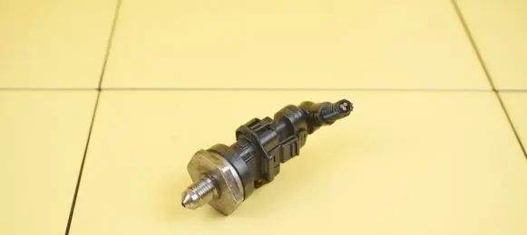 Alfa Romeo Giulietta Fuel pressure sensor 55209148 23SP12