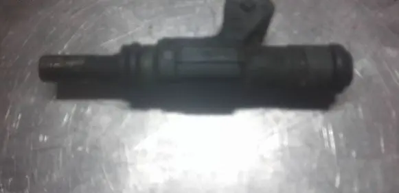 Volkswagen Golf IV Fuel injector 06B133551B 0280155825