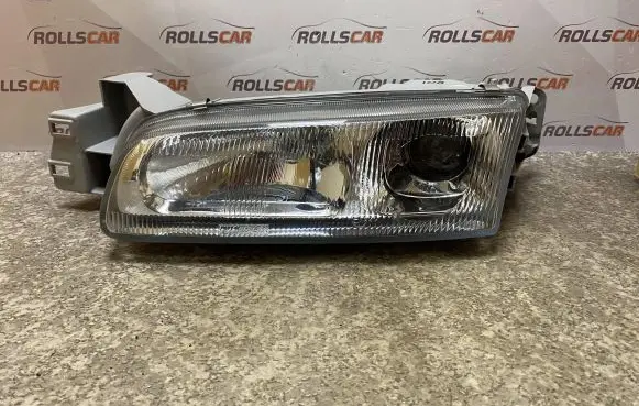 Mazda 626 Headlight/headlamp 203111B 203111182