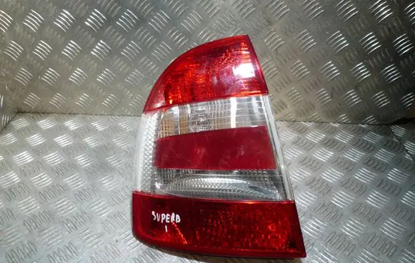 Skoda Superb B5 (3U) Rear/tail lights 086651906L