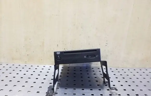 Land Rover Freelander 2 - LR2 CD/DVD changer 6G9210E887EE 4621008643