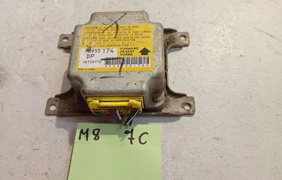 Mitsubishi Carisma Airbag control unit/module X6T39772