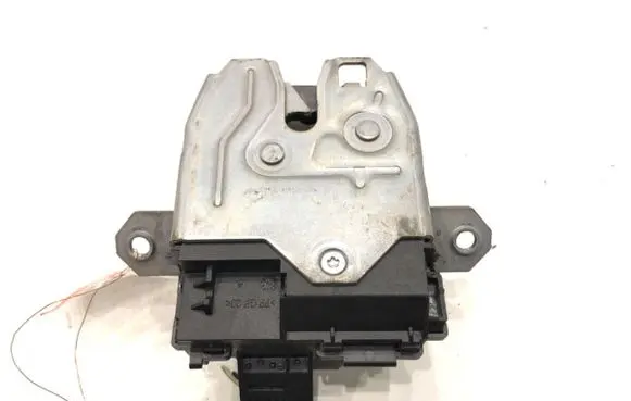 Ford Kuga I Tailgate exterior lock 8M51-R442A66-CB