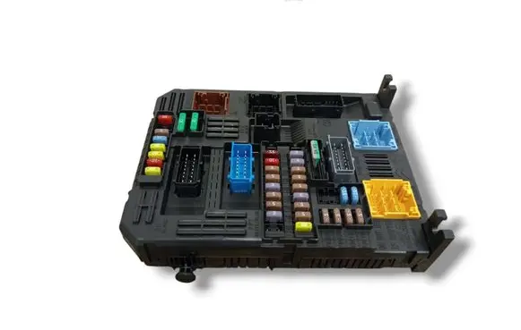 Citroen Jumpy Fuse module 9819851280 981985128000 0611700934