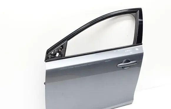 Volvo V40 Front door