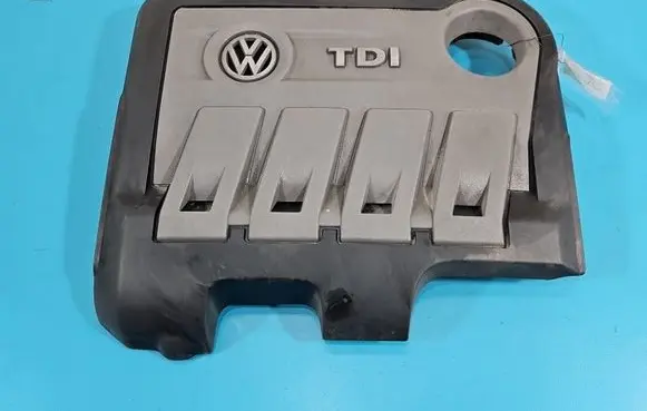 Volkswagen PASSAT B7 Engine cover (trim) 03L103925R IMPRK1587749