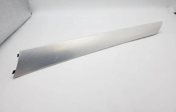 Audi A4 S4 B8 8K Front door trim bar 8K0867410