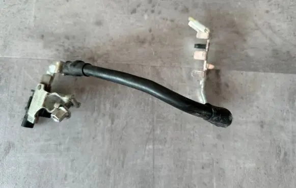 Volkswagen Golf VII Negative earth cable (battery) 5Q0915181K 24032022 17394900