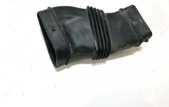 Volvo S80 Air intake hose/pipe 30748216