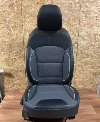 KIA Niro Front passenger seat 
