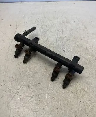 Skoda Fabia Mk1 (6Y) Fuel main line pipe 047133321J 04790603IC