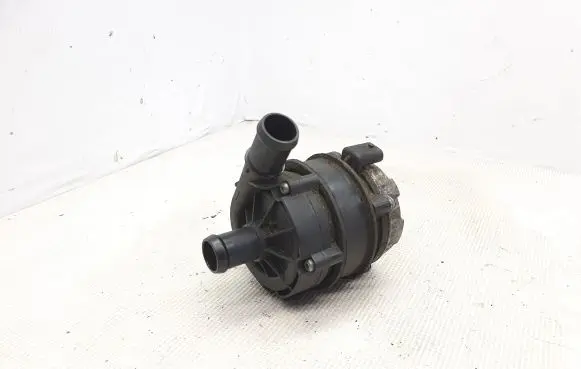 Audi A3 S3 8V Electric auxiliary coolant/water pump 04L965567A