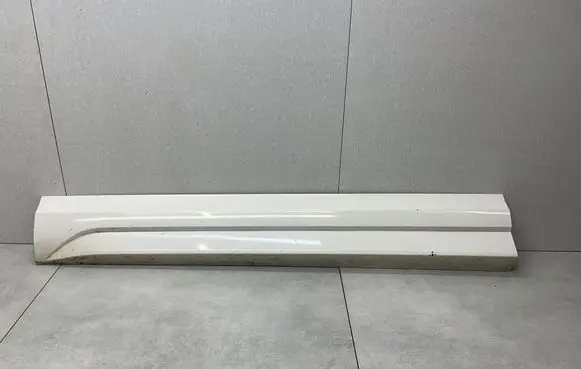 Audi Q3 8U Front door trim (molding) 8U0853959D