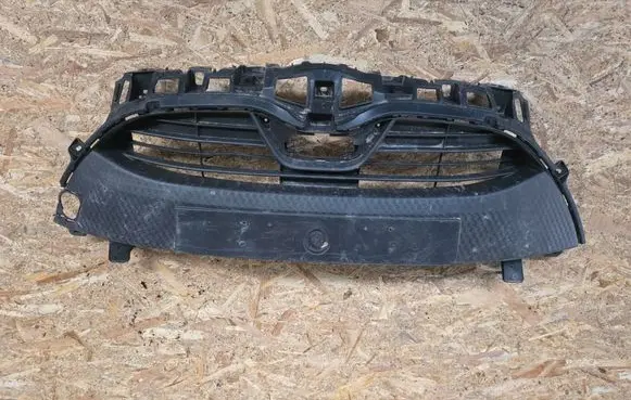 Toyota Yaris XP210 Front bumper upper radiator grill 53101k0050