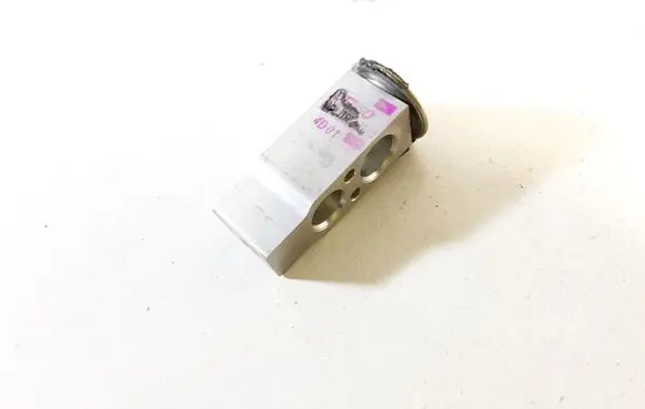 Toyota Corolla E120 E130 Air conditioning (A/C) expansion valve MF4475001610