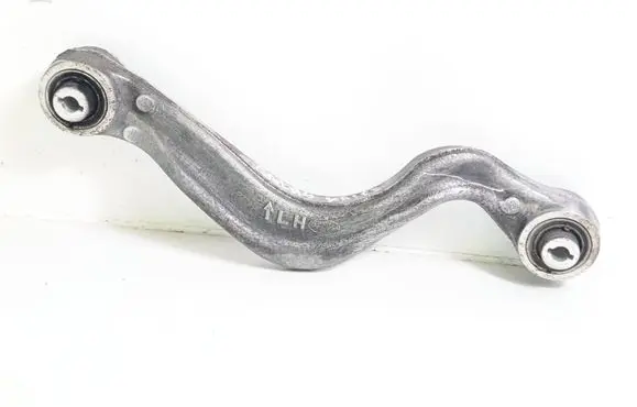 Land Rover Discovery 5 Rear control arm FK725B673AC