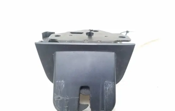 Loading door lock