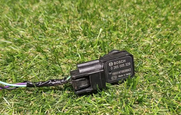 Nissan Pathfinder R52 Air pressure sensor 0265005329