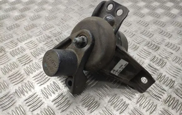 KIA Sorento Engine mount bracket 21810C5200