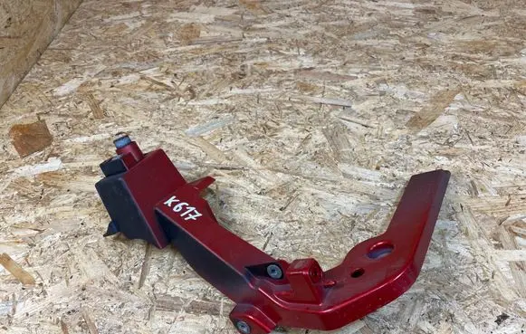 Volvo XC40 Headlight/headlamp mounting bracket 32234762