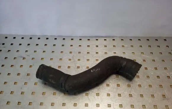 Toyota Land Cruiser (J120) Engine coolant pipe/hose
