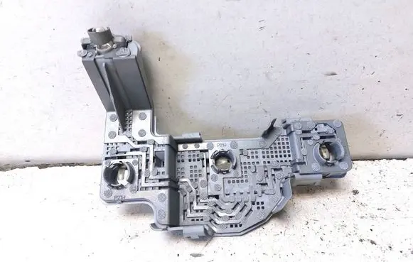 Mercedes-Benz GLK (X204) Tail light bulb cover holder 