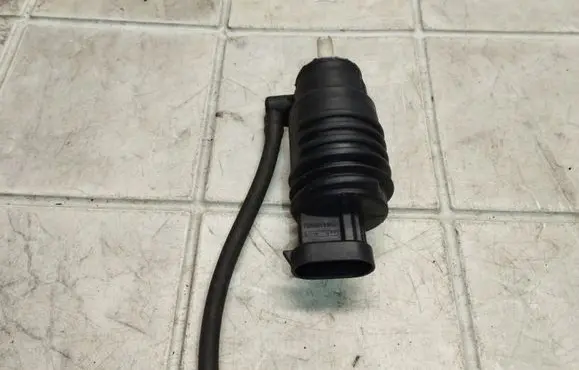 Renault Espace II Windscreen/windshield washer pump 7700802336 90068