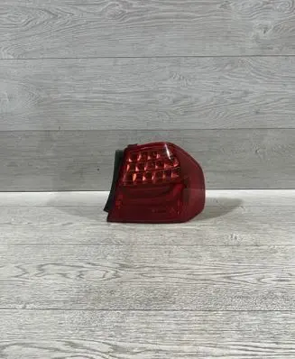 BMW 3 E90 E91 Rear/tail lights 7289426
