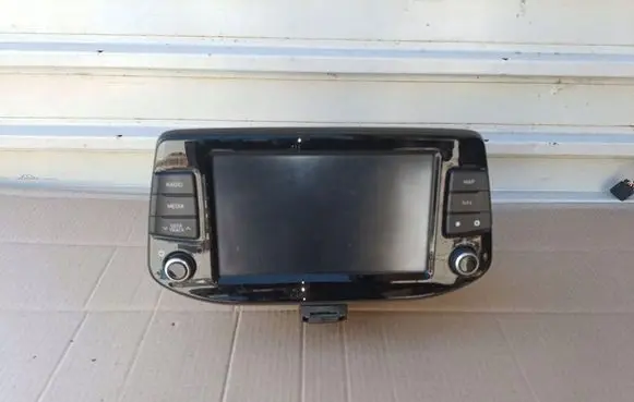 Hyundai i30 Navigation unit CD/DVD player 96550-g4100