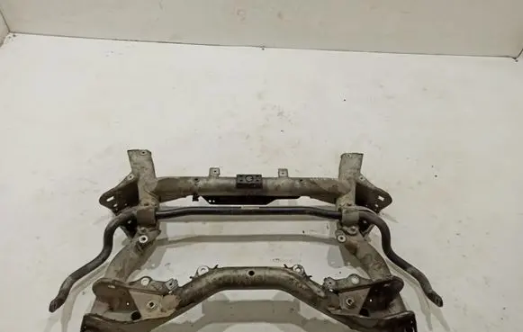 Mercedes-Benz CLS C218 X218 Front subframe A2186280100