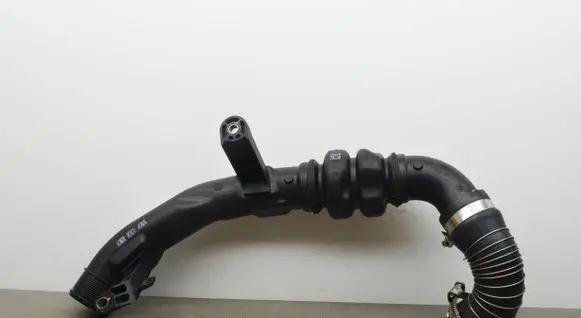 Ford Kuga II Intercooler hose/pipe FV416C646DD
