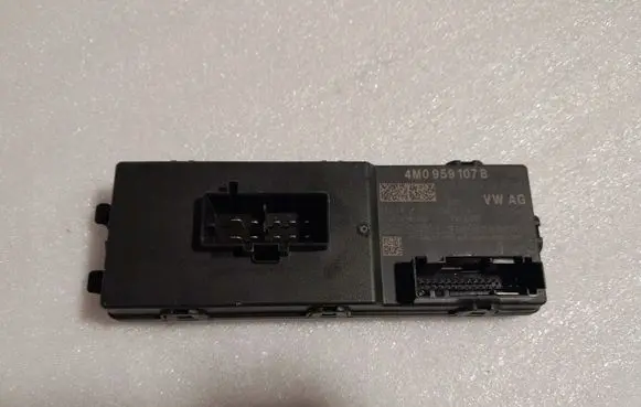 Audi A4 S4 B9 Tailgate/trunk control unit/module 4M0959107A