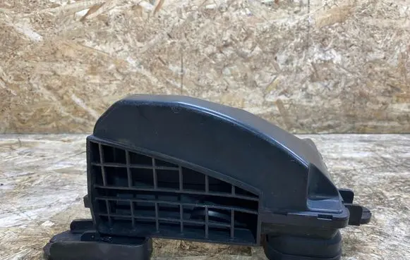 KIA Stinger Air intake duct part 28210J5100