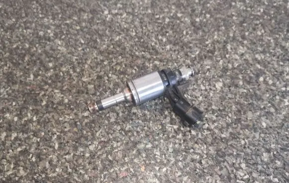 Fuel injectors set