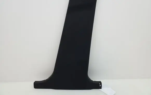 Mercedes-Benz C W204 (B) pillar trim (bottom) A2046900425