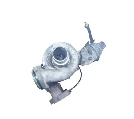 Volkswagen Crafter Turbo GTC1446VZ 8039553 03L253014A