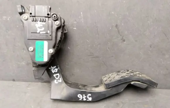 Audi A8 S8 D3 4E Accelerator throttle pedal 4E1723503