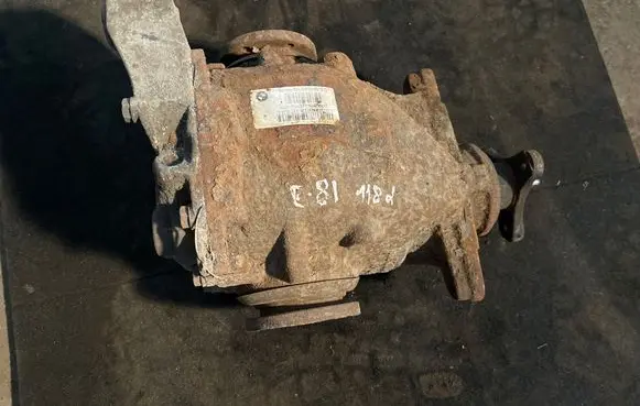 BMW 1 E81 E87 Rear differential 7566169 7541580 89070601118
