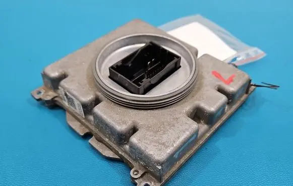 Volkswagen PASSAT B8 Headlight ballast module Xenon 7PP941572AB IMPRK1570293
