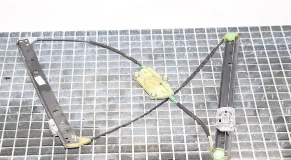 Audi Q7 4L Front door electric window regulator 4L0837461A