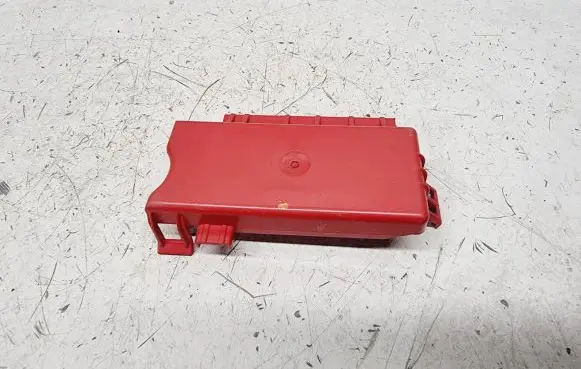 Renault Clio V Battery box tray cover/lid 